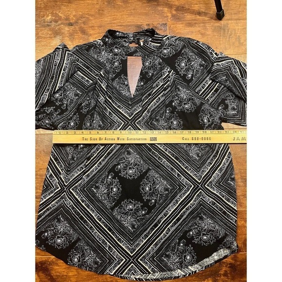 Free People Walking On A Dream Tunic Shirt Black Size Large Boho Long Sleeve - Picture 3 of 8